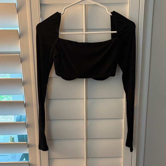 Black Long Sleeve Women's Crop Top - Picture 2 of 2